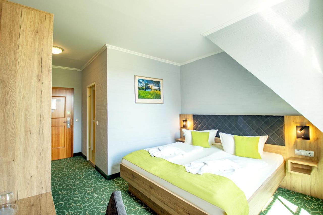 Panorama Berghotel Wettiner Hoehe Зайфен Екстериор снимка