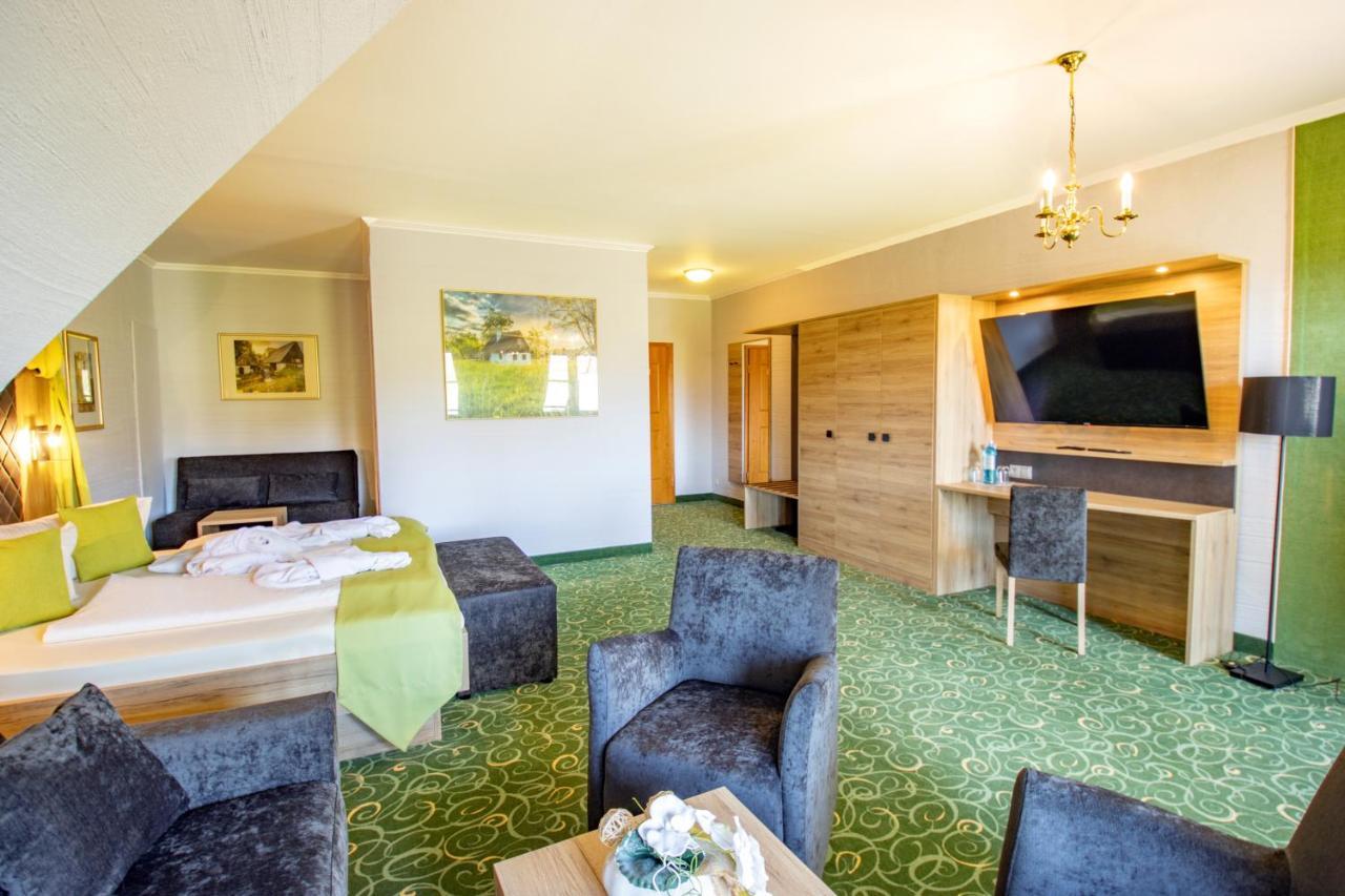Panorama Berghotel Wettiner Hoehe Зайфен Екстериор снимка