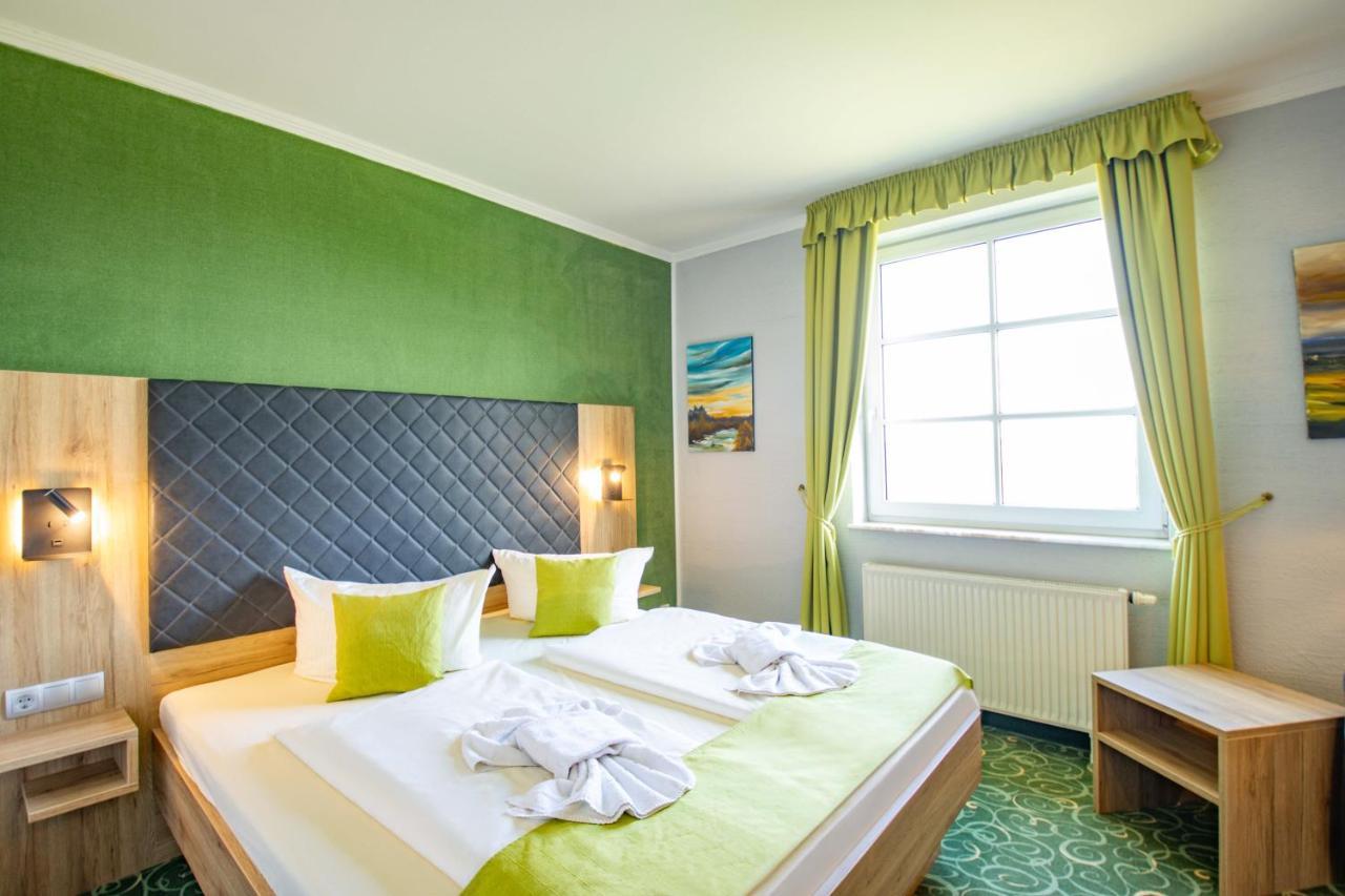 Panorama Berghotel Wettiner Hoehe Зайфен Екстериор снимка