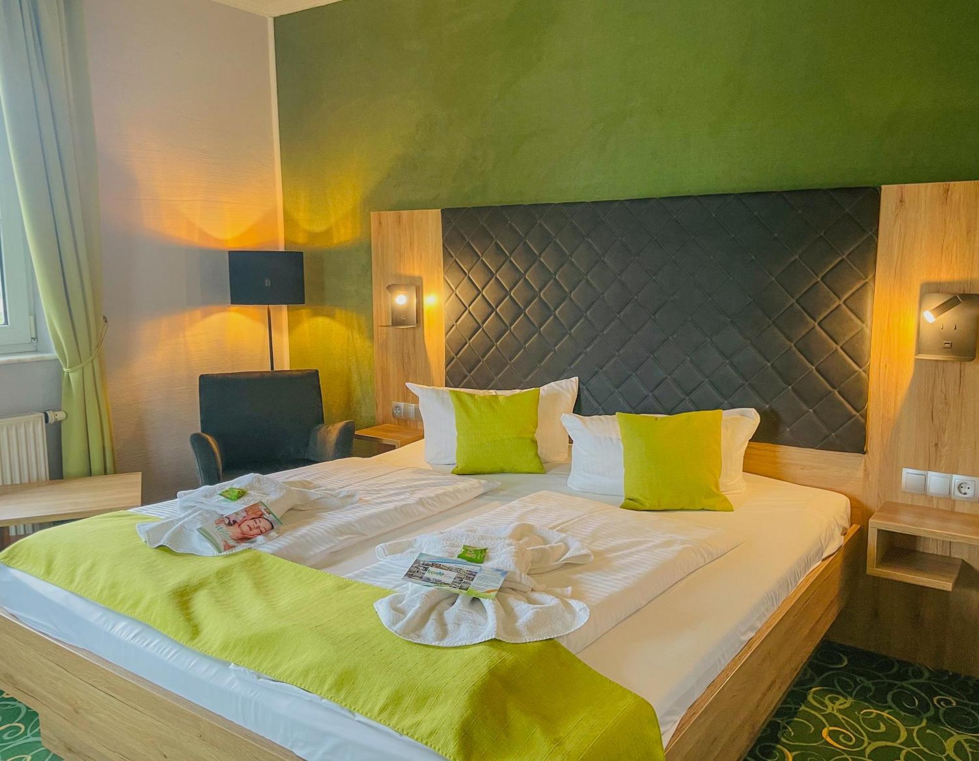Panorama Berghotel Wettiner Hoehe Зайфен Екстериор снимка