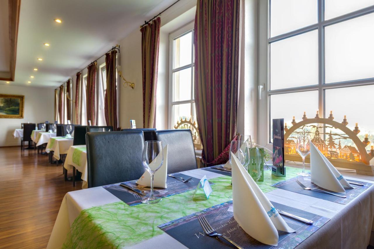 Panorama Berghotel Wettiner Hoehe Зайфен Екстериор снимка